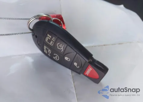 2020 Dodge Grand Caravan Sxt z USA, uszkodzony, nr VIN 2C4RDGCG8LR255566